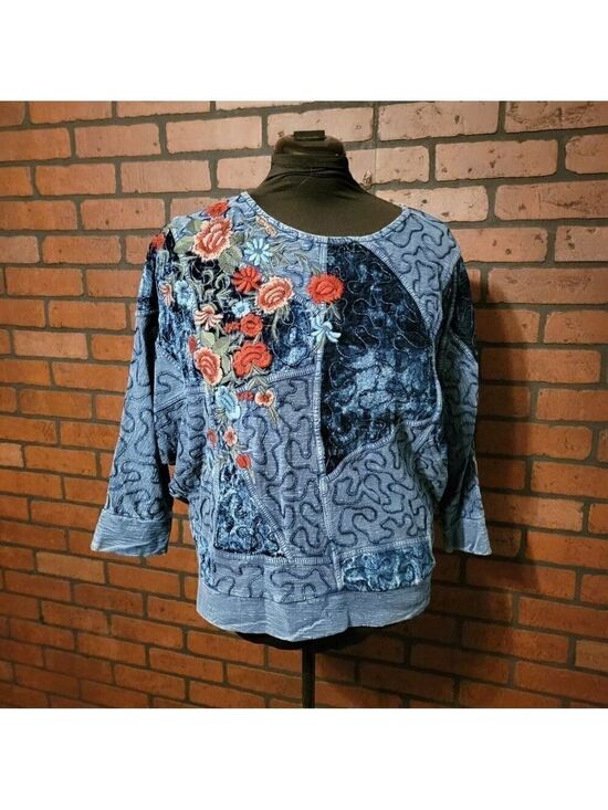 Tru Luxe Jeans Tops - Tru Luxe Jeans Patchwork 3/4 Sleeve Boat Neck Embroidered Mixed Media Top Size M